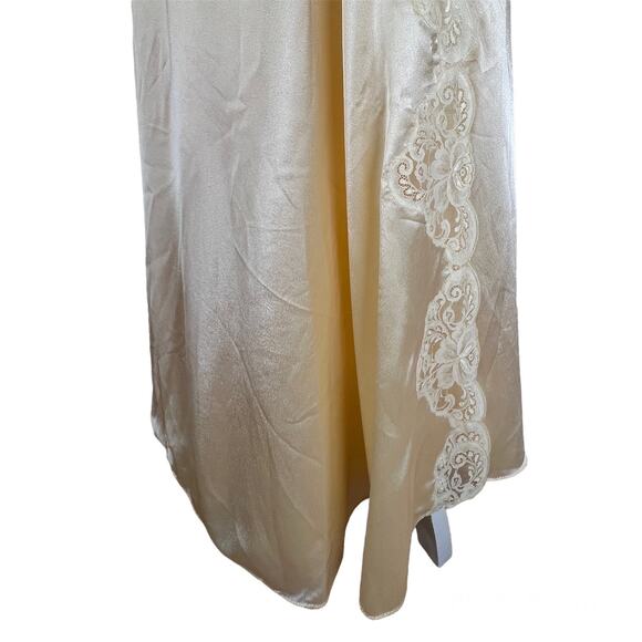Vintage 70s Lanvin Satin & Lace Night Gown & Robe Set Wedding Bridal Honeymoon - Picture 10 of 15